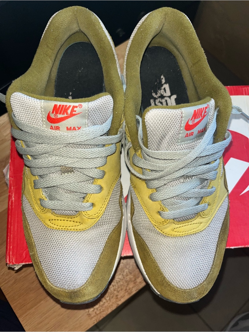 Nike Air Max low-top sneakers in olive green, yellow and light blue - Picture 4 of 6